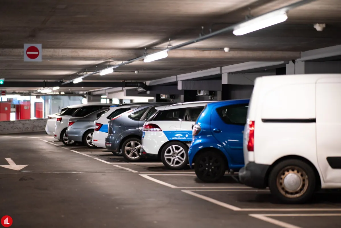 Parkgarage | Schwechat | Sendnergasse 10 | sofort zu mieten! - Bild 1