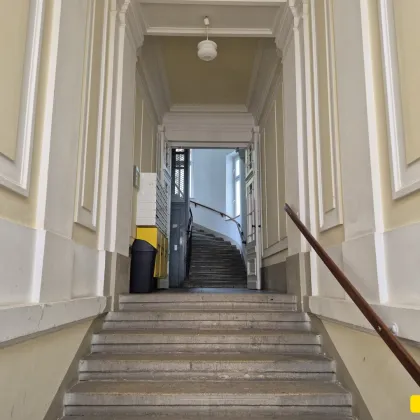 Sanierungsobjekt, 2 Zimmer in guter Lage - Bild 2