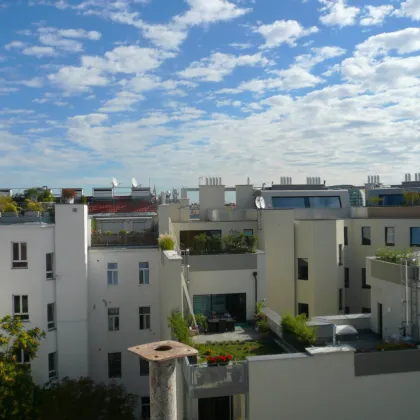 Moderne 3-Zimmer DG-Wohnung zwei Außenflächen und Ausblick - Bild 2