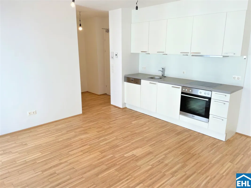 Perfekt aufgeteilte 2 Zimmerwohnung mit Balkon - Bild 1