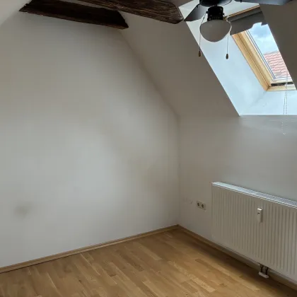 Dachgeschosswohnung nahe Kunsthaus – zentral und charmant - Bild 3