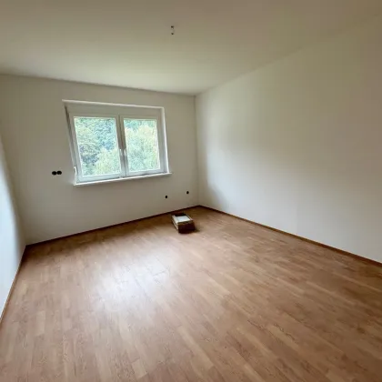 Erstbezug nach Generalsanierung - 3 Zimmer - Balkon - Bild 2