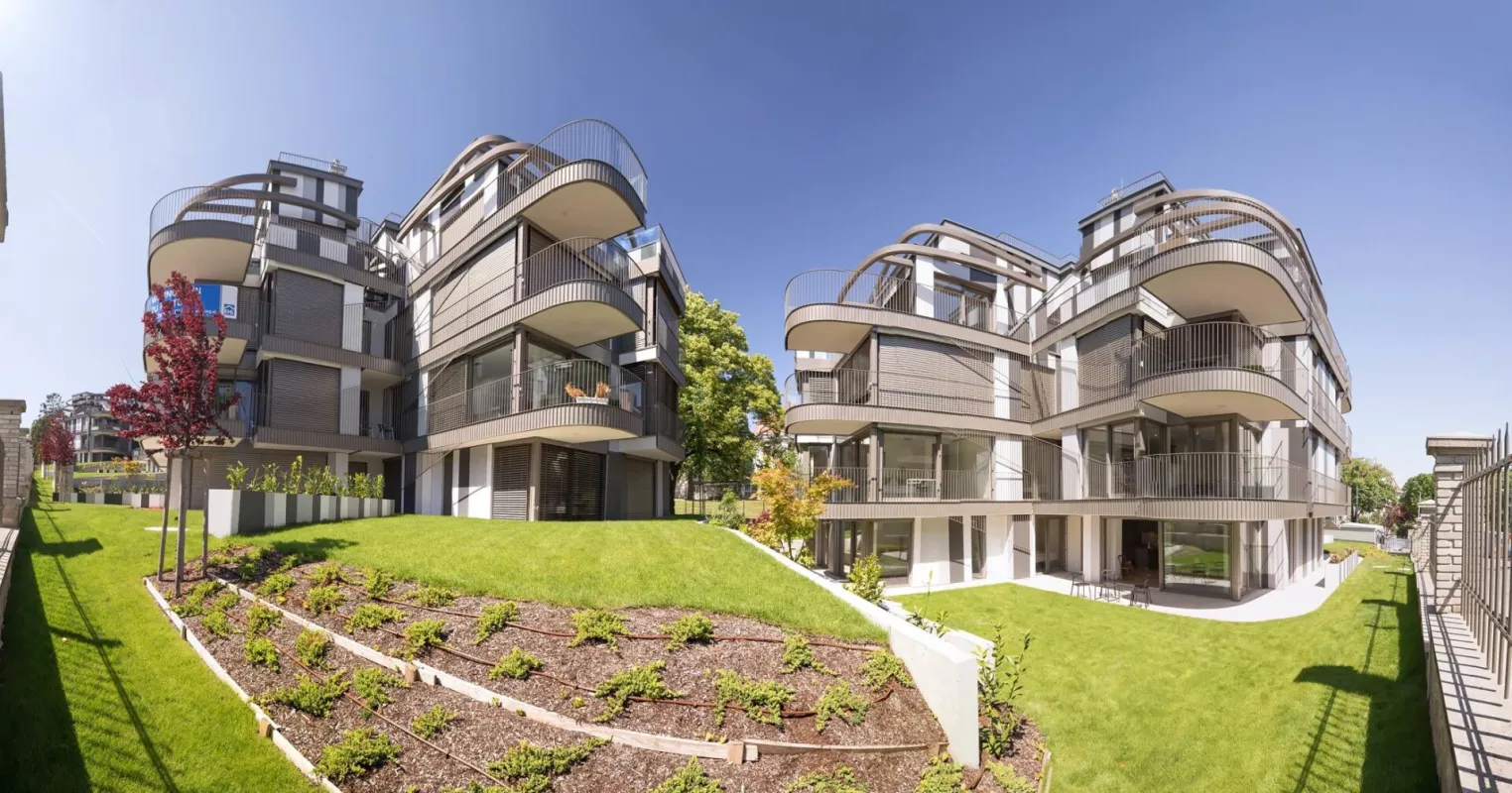 Garagenplätze Einzelparker (auch für größere Autos) am Kaasgraben zu vermieten - Bild 1