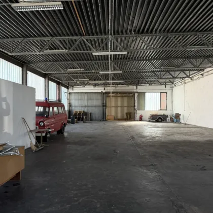 Gut zufahrbare Lagerhalle nahe Schnellstraße S4 / Autobahn A2 - Bild 3