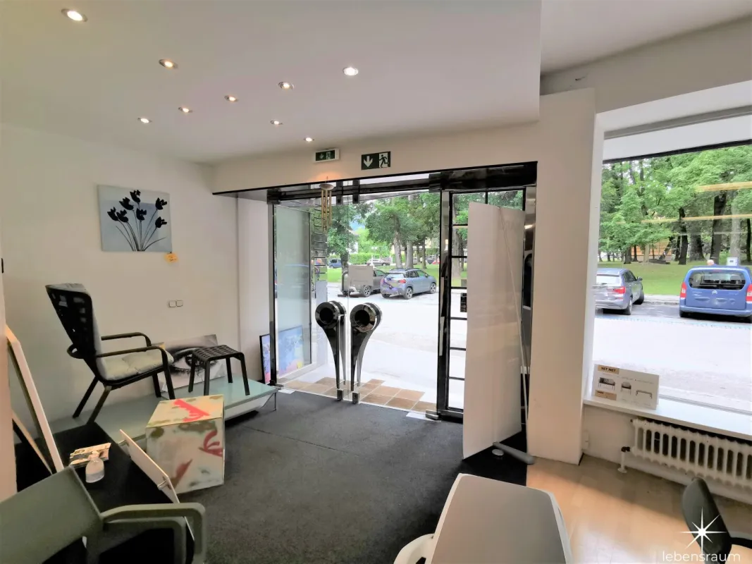 Geschäftsfläche im Zentrum von Spittal. Direkt am Am Stadtpark. - Bild 1