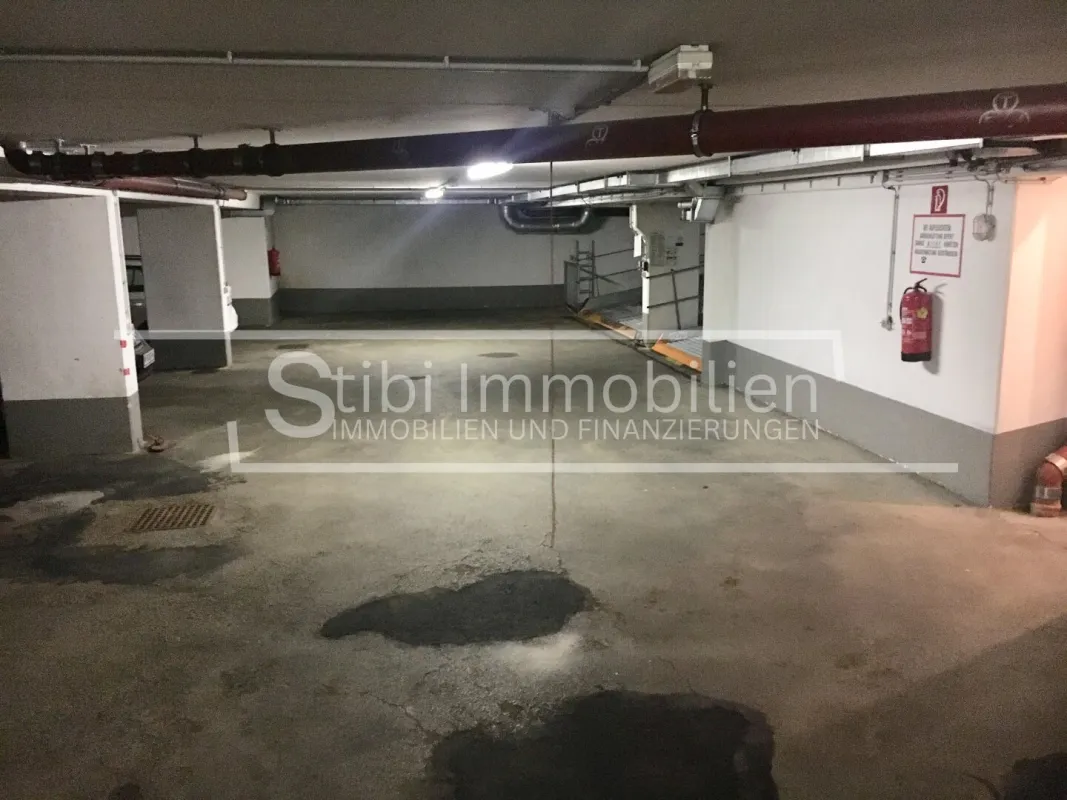 Neuer Preis!!! KFZ Tiefgaragenplatz in der Wallrißstraße 1180 Wien zu verkaufen - Bild 1
