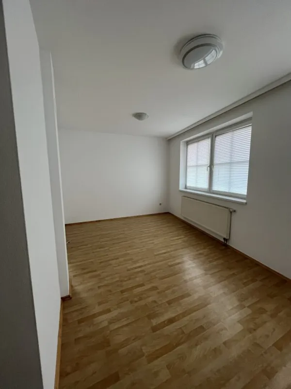 68,5m² helle Mietwohnung mit zentral begehbaren Räumen - Bild 1