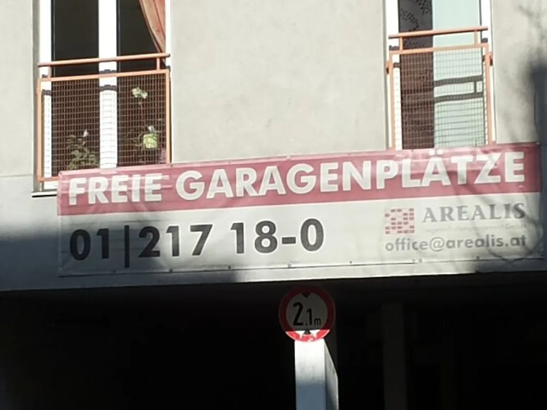 Stellplätze in Garage nahe der Hütteldorfer Straße! - Bild 1