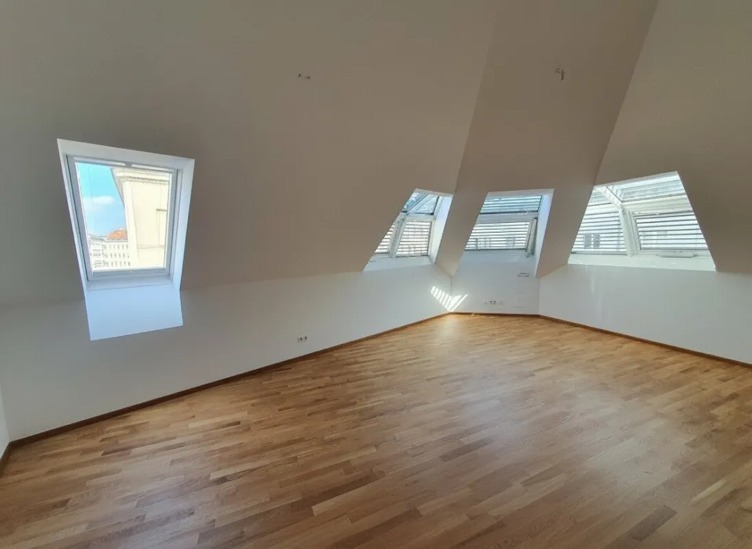 Sonnige Dachterrassenwohnung - Klimatisiert - Top Zustand - nähe U3 - Bild 1