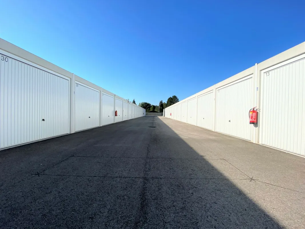 Garagenpark Wilhering - jetzt Garage mieten - Bild 1