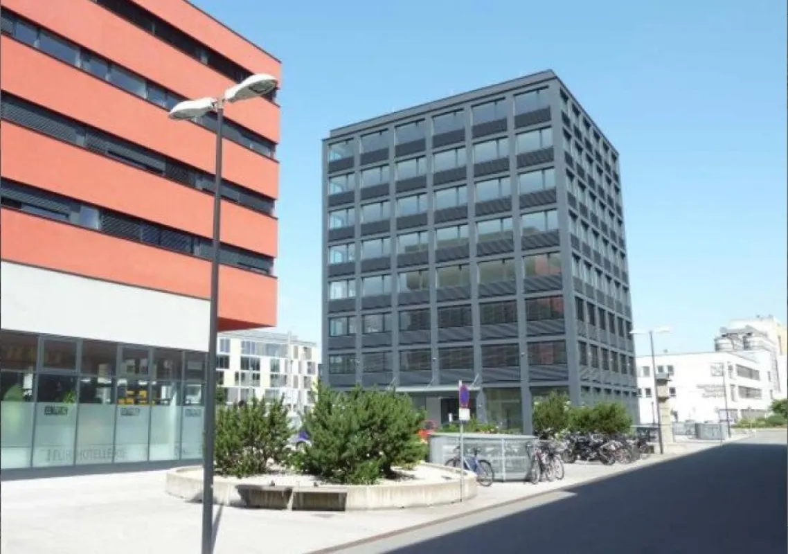 DIREKT VOM EIGENTÜMER - Modernes klimatisiertes Büro im IQ Tower Salzburg Nord - Bild 1