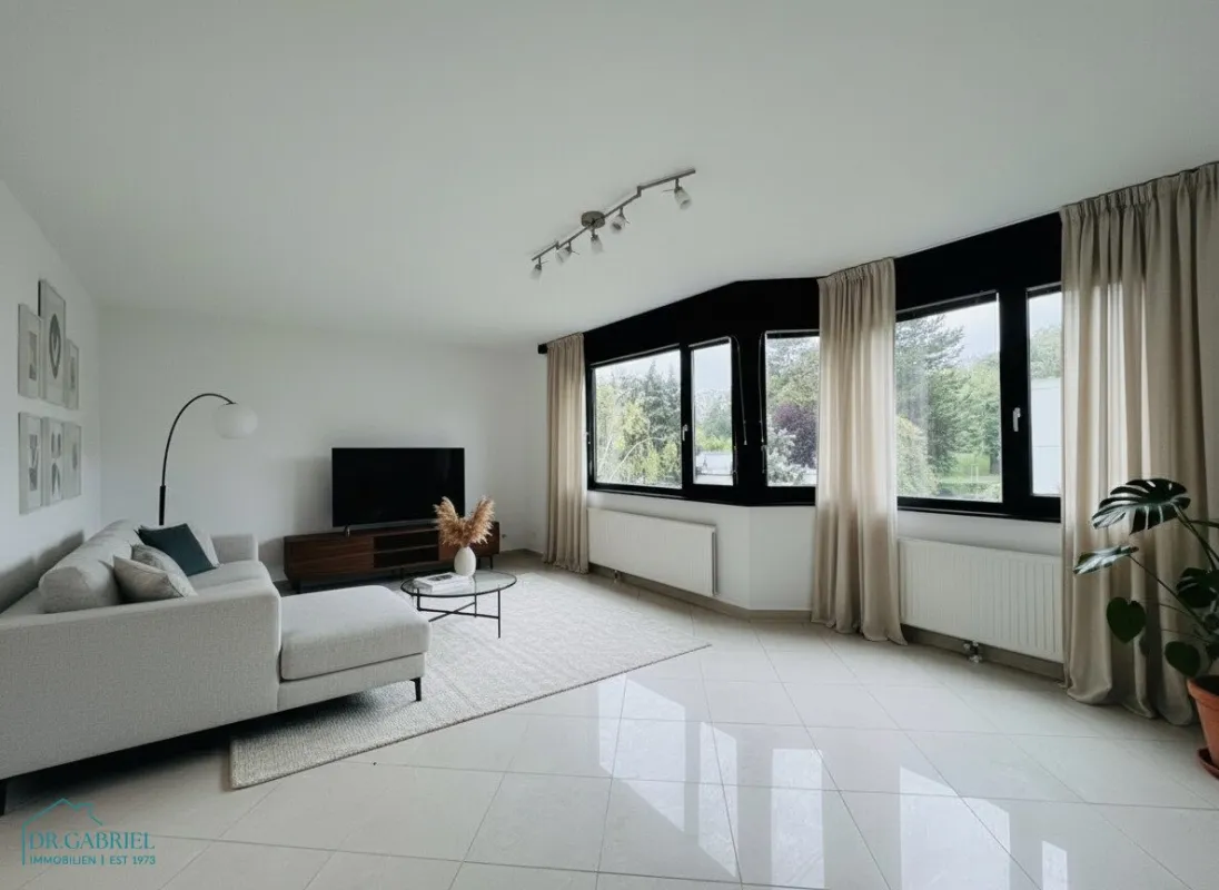 HELLE WOHNUNG MIT FANTASTISCHEM WIENBLICK & GEMEINSCHAFTSPOOL - Bild 1