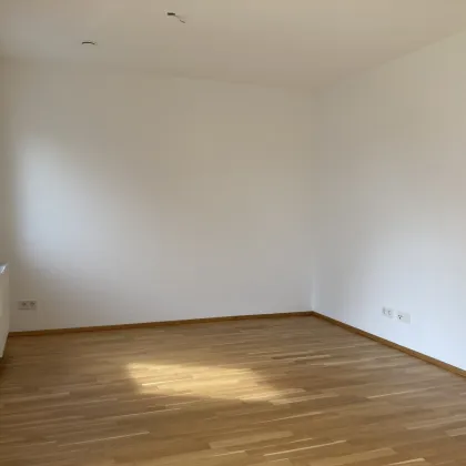 Geförderte 2-Zimmer Starterwohnung im Dachgeschoss in Behamberg - Kaufoption! - Bild 2