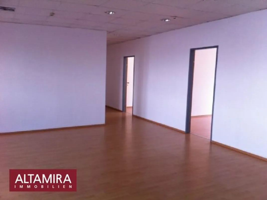 Moderne Büros in perfekter Lage - Bild 1