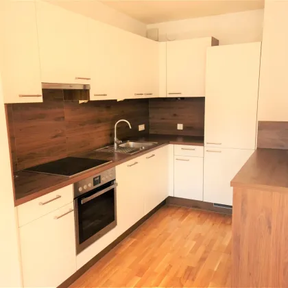 Schöne 2 Zimmerwohnung bei der Millennium City! - Bild 3