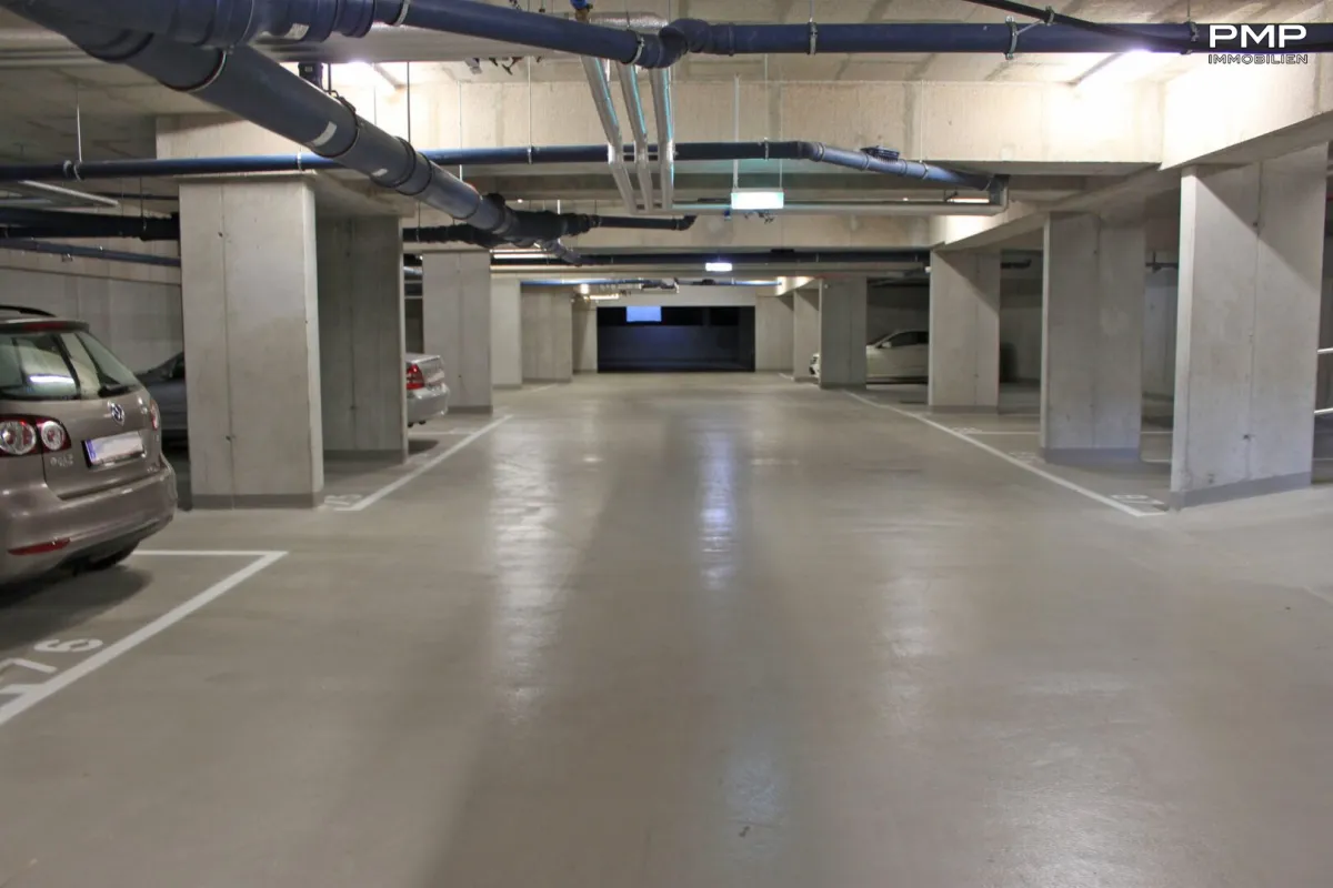 Tiefgaragenplatz zwischen Bahnhof und Hauptplatz - Bild 1