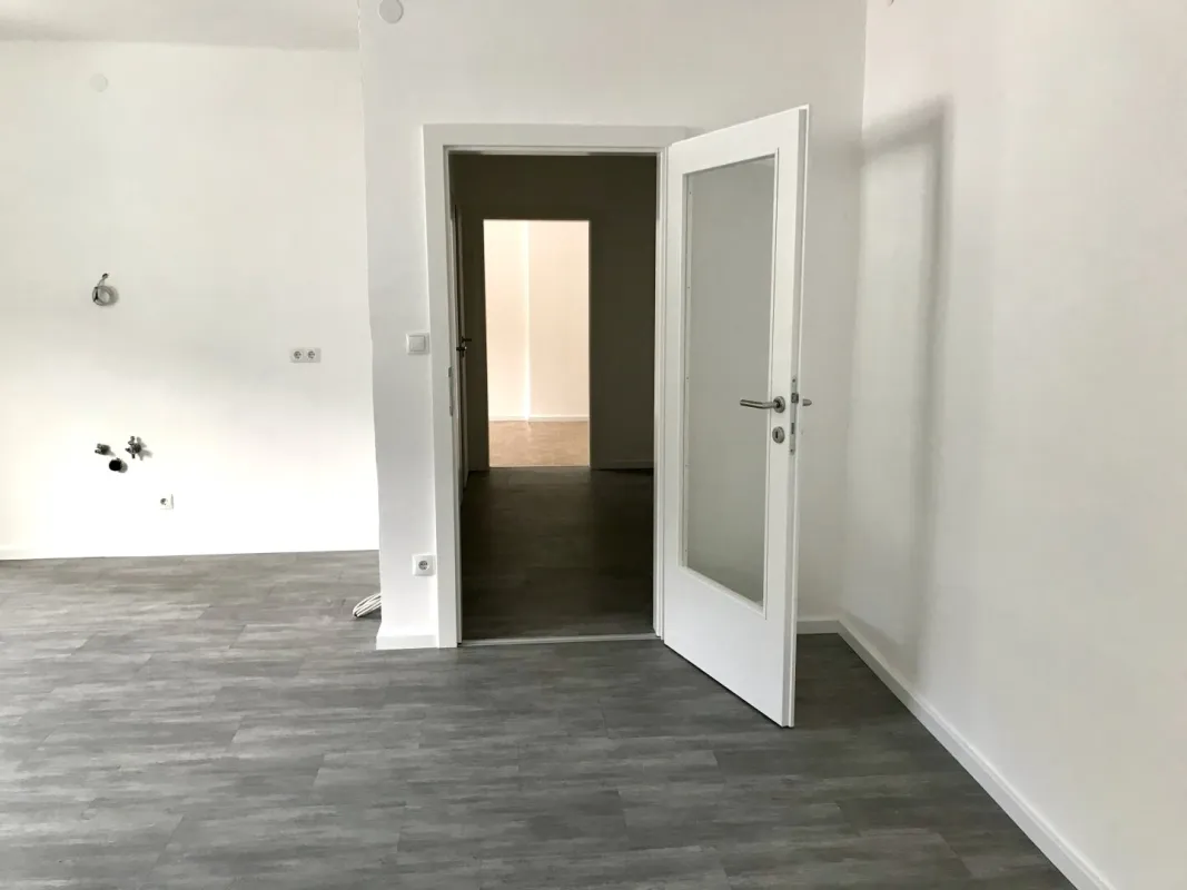 2 Zimmer - Zentralheizung - Bild 1