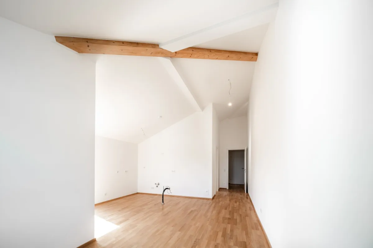 Charmante 3-Zimmer Dachgeschosswohnung Top C15 - Bild 1