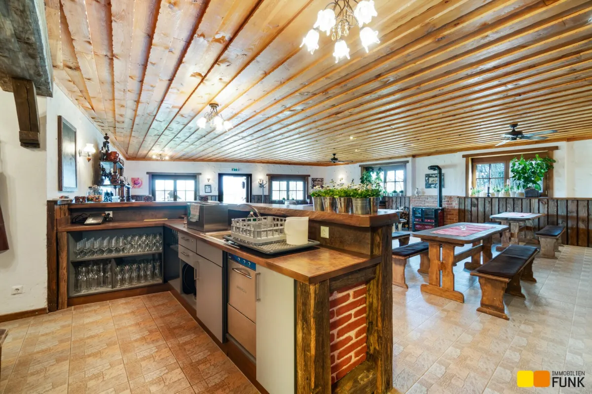 Renommiertes Weingut im Pinkatal - Bild 1