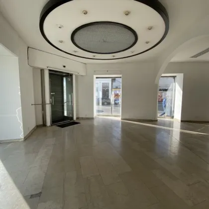 Großzügiges, modernes Geschäftslokal / Büro / Praxis mit großen Auslagenflächen Nähe Hütteldorfer Straße! - Bild 3