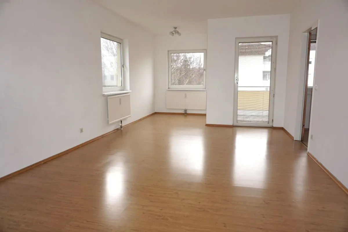 Große 4-Zimmer Wohnung in WELLA Straße 4a Luftenberg  TOP 32 - Bild 1