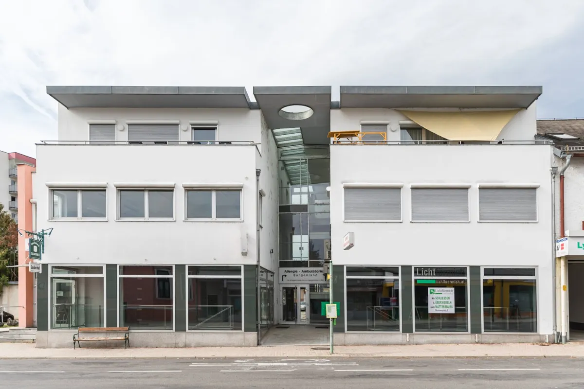+155m² Geschäftsraum /Büro (TOP 2) in bester zentralen Lage, direkt in Oberpullendorf zu vermieten! - Bild 1