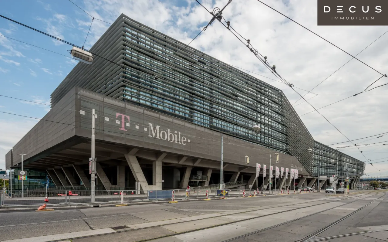 + + + LANDMARX + + + HOCHWERTIGE BÜROS + + + - Bild 1