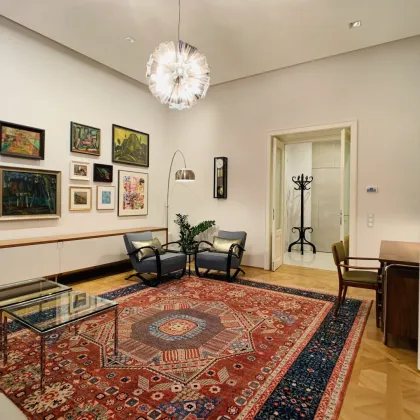 LUXUSJUWEL! Topsanierte 4-Zimmer Altbauwohnung im Stadtzentrum - Bild 3