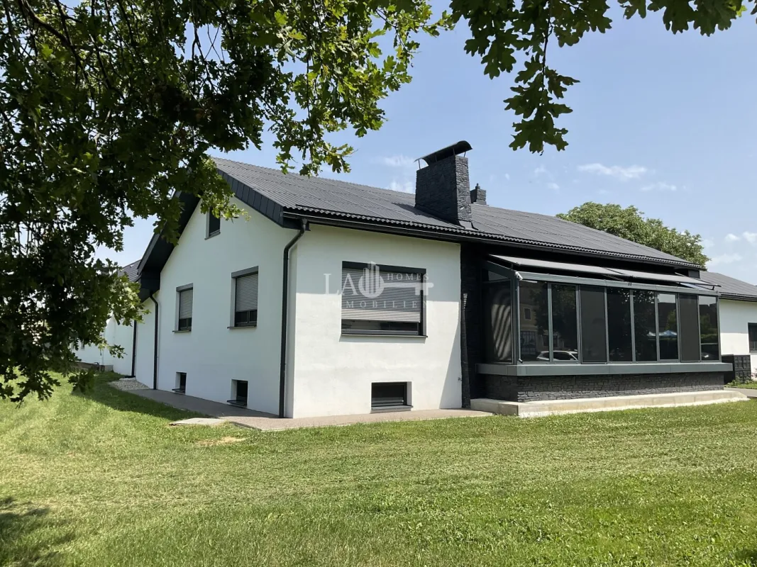 Exklusives Domizil mit höchster Wohnqualität in der Landidylle - Bild 1