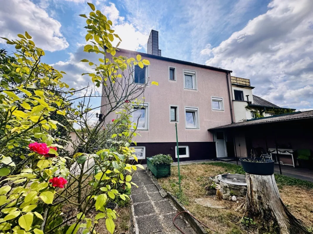 Jetzt Geld anlegen und für die Zukunft vorsorgen – Zweifamilienhaus im Zehnerviertel (Schmuckerau), Wiener Neustadt - Bild 1