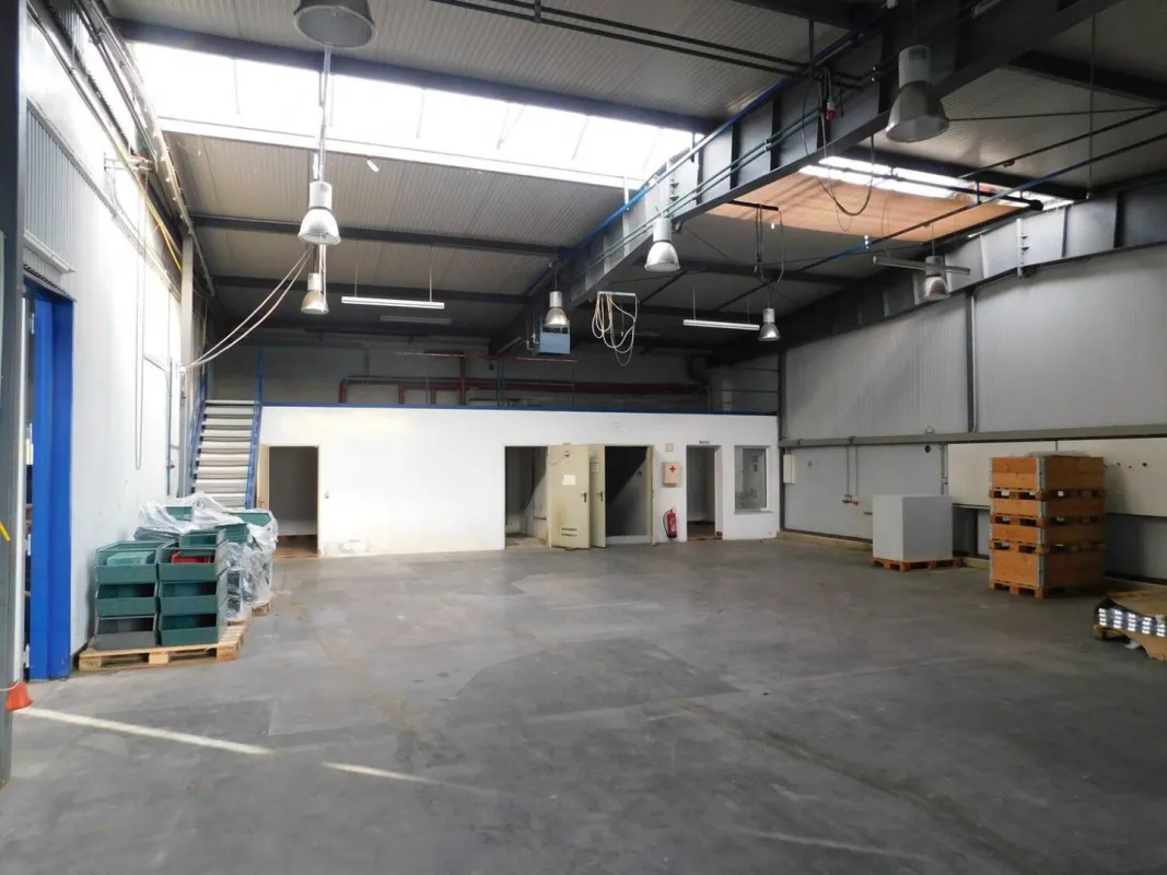 Lagerhalle an A2 - Bild 1