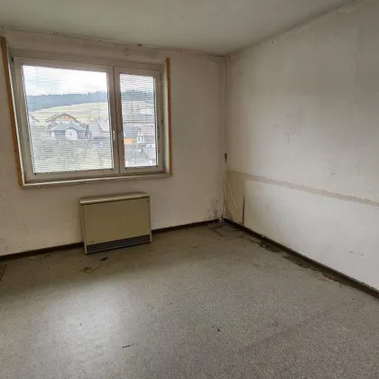 Top 2-Zimmerwohung im obersten Stock - Erstbezug nach Sanierung - unbefristeter Mietvertrag - Bild 2