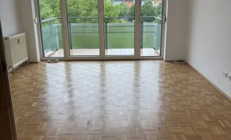 Wohnpark/Ansfelden - sehr schöne 3-Raum-Wohnung mit Balkon und Parkplatz!