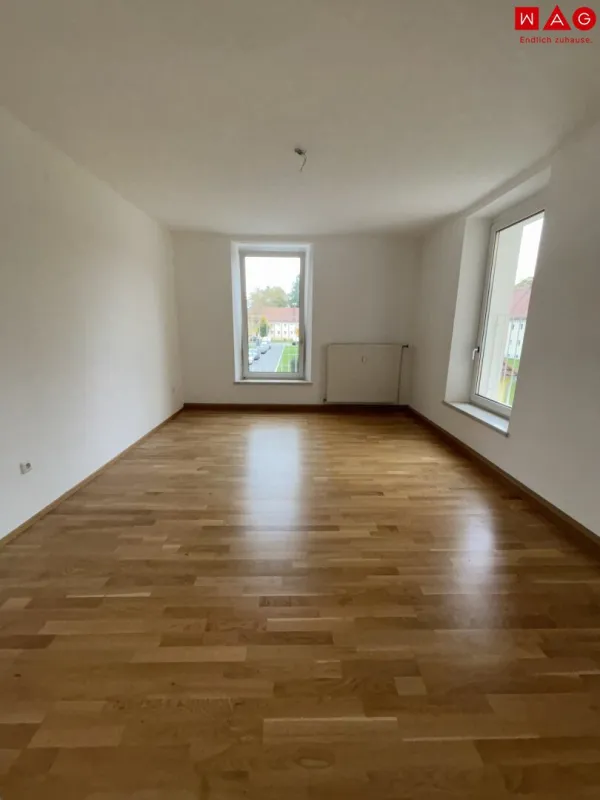 Aktuell in SANIERUNG: Fantastische Wohnatmosphäre wird geboten - inklusive aller Annehmlichkeiten einer zentrumsnahen und ruhigen Grünlage! - Bild 1