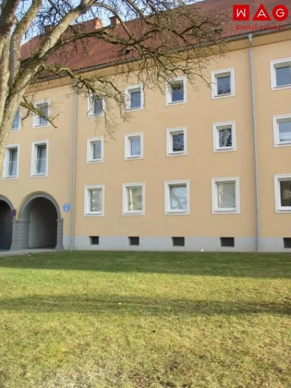 Sehr attraktive und ansprechende Wohnung ruhig und grün gelegen! Tolle Raumaufteilung für äußerst flexible Nutzungsmöglichkeiten! 1A-Infrastruktur wird geboten! - Bild 1