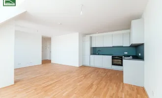 MODERNER ERSTBEZUG - 3 Zimmer - BALKON - Eigengrund
