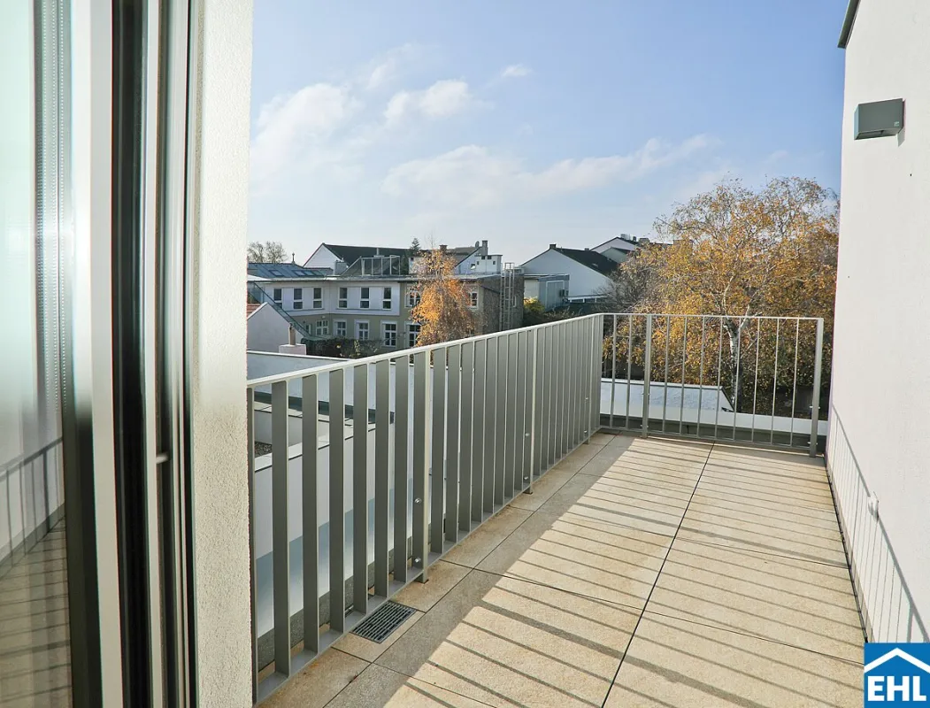 LEOPOLD XXI – Lichtdurchflutete 3-Zimmer-Dachgeschosswohnung mit 2 Balkonen! - Bild 1