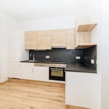 PROVISIONSFREI I BAHNHOFNAHE LAGE I BALKON I KOMPLETT SANIERT I 3. OG MIT LIFT I HELL & FREUNDLICH I MODERNES BADEZIMMER MIT EBENERDIGE DUSCHE I PROJEKT WOHNEN I - Bild 2