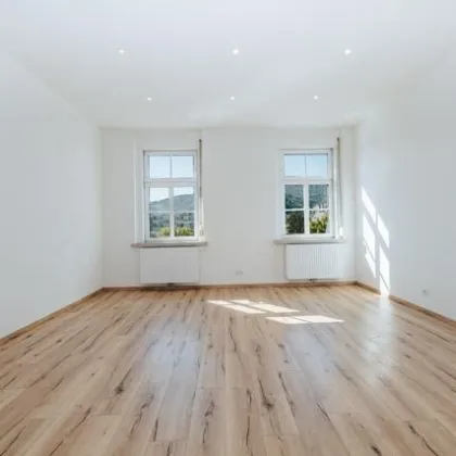 PROVISIONSFREI I BAHNHOFNAHE LAGE I BALKON I KOMPLETT SANIERT I 3. OG MIT LIFT I HELL & FREUNDLICH I MODERNES BADEZIMMER MIT EBENERDIGE DUSCHE I PROJEKT WOHNEN I - Bild 3