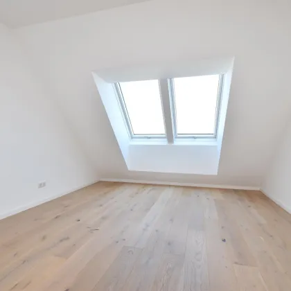 Das wünscht man sich _ Erstbezugs-Neubau in absoluter Hofruhelage mit Weitblick auf Eigengrund in begehrter Lage - U1 - Bild 2