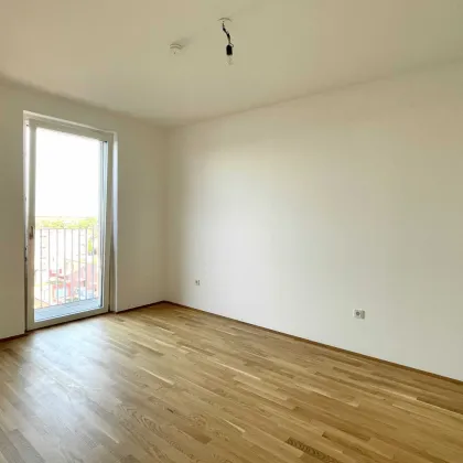 Charmante 2-Zimmer Wohnung mit Weitblick - Küche, Freifläche und Klimaanlage inklusive! - Bild 3