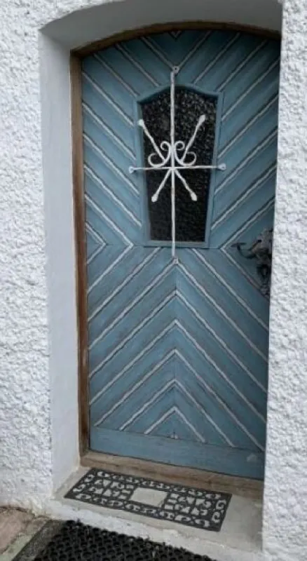 Traumhaus in Oberndorf: 4 Zimmer, Garten und Balkon – Ihr Sanierungsprojekt wartet! - Bild 1