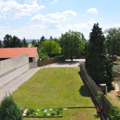 Neuwertig und unbefristet! Top 3-Zimmer-Balkon-Wohnung inkl. HZ- Nähe Schwechat! - Bild 2