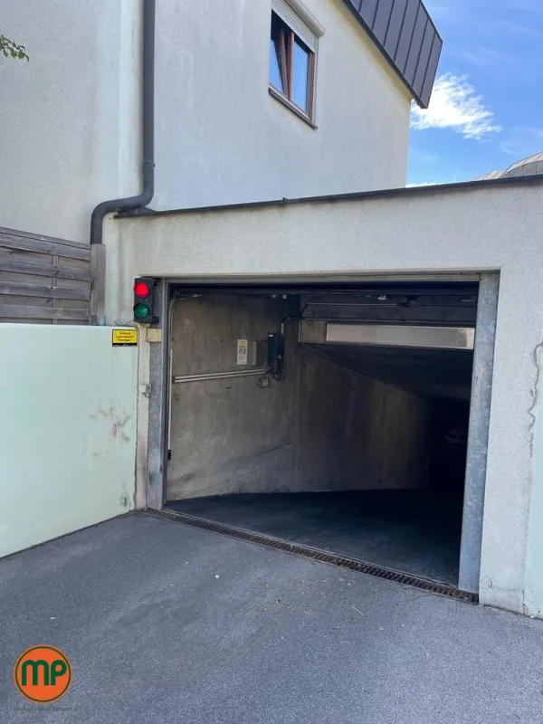 Garagenabstellplatz im 21. - Bild 1