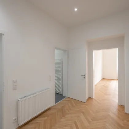 +Perfekt für ANLEGER+ 1-Zimmer Altbau-ERSTBEZUG, tolle Aufteilung! - Bild 2