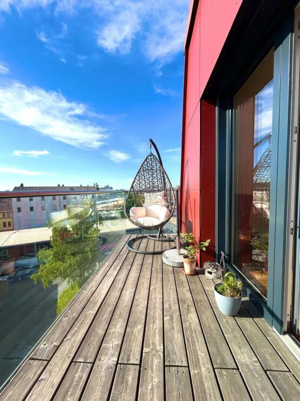 PROVISIONSFREI I SMART-LIVING I STYLISCHES PENTHOUSE I KLIMA I SONNENTERRASSE I OFFENE DESIGN-KÜCHE I ELEGANTES BAD MIT REGENDUSCHE I PROJEKT WOHNEN - Bild 1