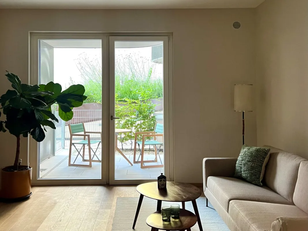COOL BLEIBEN: GARTENWOHNUNG MIT 2 ZIMMERN - Bild 1