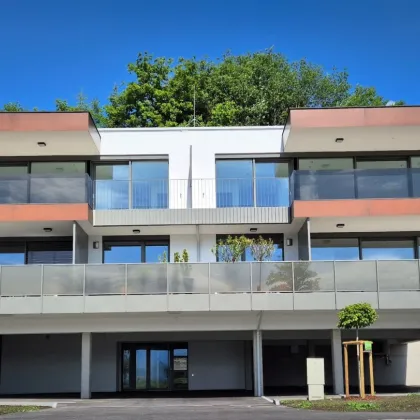 Stilvolle Dachgeschosswohnung in Mondsee: Erster Bezug, Balkon & Luxus-Ausstattung! - Bild 2
