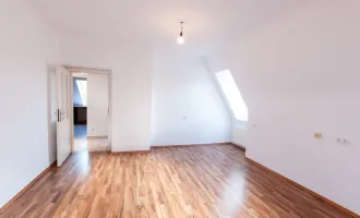 MÖDLING - SONNIGES DACHGESCHOSS MIT GRÜNBLICK
