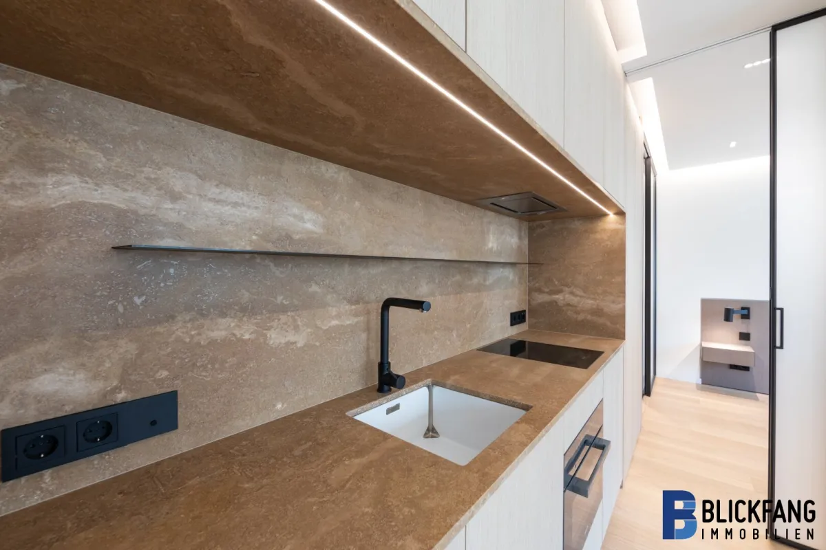 CITY PARK SUITES – ERSTBEZUG AM PARKRING! TOP 14 D - Bild 1